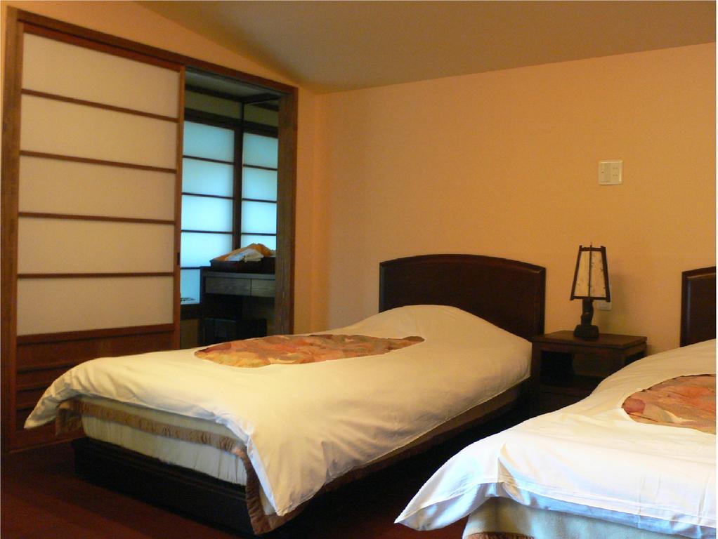 Okuaso No Yado Yamanami Hotel Minamioguni Bilik gambar